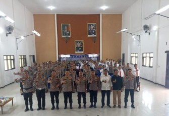 Foto bersama usai acara