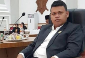 Zulfadli alias Oyong dari Fraksi Partai Nasdem sekaligus anggota DPRK Aceh Timur