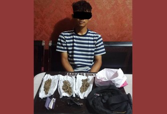 Tersangka dan barang bukti saat diamankan