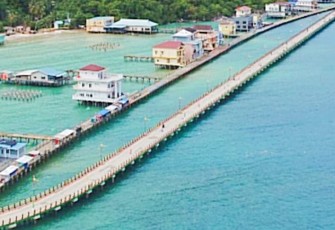 Jembatan Selayang Pandang 2 di Tarempa, Anambas