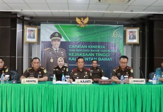 Release Akhir Tahun Capaian Kinerja dan Dalam Rangka Refleksi Akhir Tahun Kejati Kalbar, Kamis (29/12/2022) di lantai 3 kantor Kejati Kalbar.