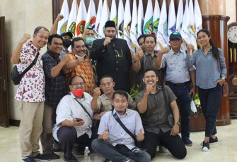 Ketua Fraksi Partai Demokrat Muhamad Reno Zulkarnaen usai memperingati HUT ke 77 Jatim, di gedung DPRD Jatim, Rabu (12 /10/2022) 