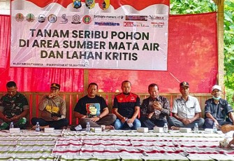 Penanaman 1000 Pohon Produktif di Desa Sebalor
