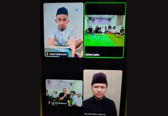 Presidium KAHMI Jatim secara virtual saat menggelar doa bersama untuk almarhum Hermanto Dardak, ayahanda Wakil Gubernur Jatim Emil Dardak.