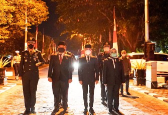 Dandim 1016/Palangka Raya saat Hadiri Apel Kehormatan dan Renungan Suci (AKRS) HUT Kemerdekaan RI ke 77 Tahun 2022 