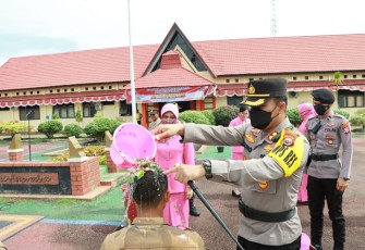 Kapolres Kaur AKBP Dwi Agung Setyono, S.I.K, M.H saat Sambut Bintara Remaja Dengan Tradisi Orientasi dan Pembaretan