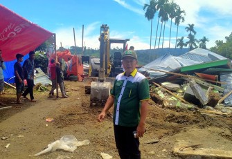 4 Unit Alat Berat Dikerahkan untuk Bersihkan Puing Pasca Bencana Alam Pasaman