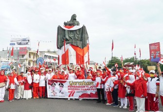 Gerakan 10jt Pembagian Bendera Merah Putih se Indonesia dalam rangka memperingati HUT Kemerdekaan RI ke-77 di tahun 2022.