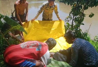 Pasca proses evakuasi korban yang ditemukan meninggal dunia di Pinggir Sungai Rawa Makmur, Sabut (26/11/2022).
