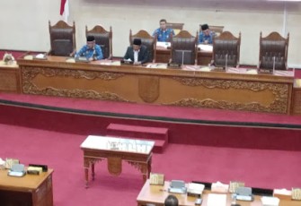 Rapat paripurna dengan agenda Laporan Pansus Pembahasan Rancangan Peraturan Daerah Fasilitasi Pencegahan, Pemberantasan, Penyalahgunaan dan Peredaran Gelap Narkotika dan Prekursor Narkotika (P4GN-PN).