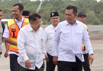 Ketum PMI Jusuf Kalla Tiba di Kepri 