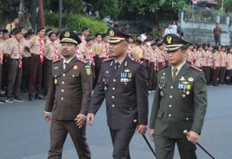 Dandim 1310/Bitung Letkol Arm Yoki Efriandi Gumay M.Han bersama Kapolres Bitung AKBP Tommy Bambang Souissa, SIK dan Kajari Bitung Fauzan, SH