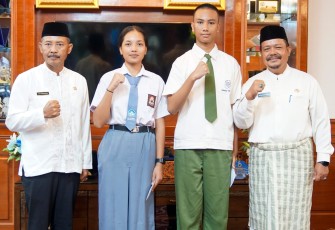 Sekdaprov Adi Lepas 2 Capaska Nasional dan 2 Peserta PPAN Asal Provinsi Kepri