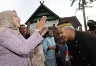 Calon presiden (capres) nomor urut 3 Ganjar Pranowo saat melakukan kunjungan ke sejumlah wilayah di Indonesia Timur.