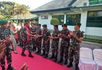 Pangdam IX/Udayana Mayor Jenderal TNI Harfendi, S.IP., M.Sc Kunjungi Kodim 1607/Sumbawa