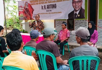 Anggota DPRD Jawa Timur Artono Saat Menjaring Aspirasi Masyarakat 