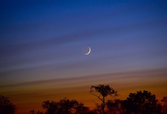Sumber foto : Penerangan malam yang gelap \ Pixabay