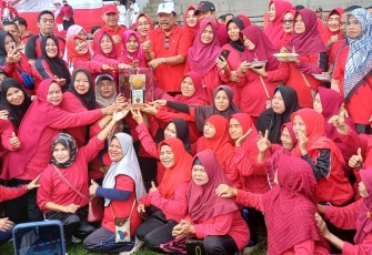Bupati Mian Apresiasi Kinerja Petugas Kebersihan 