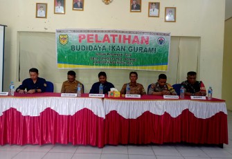 Danramil Sepang saat Hadiri Pelatihan Budidaya Ikan Gurame Desa Tampelas