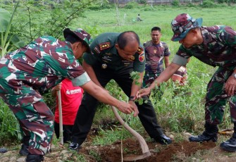 Kodim 0801/Pacitan Lakukan Penanaman Pohon