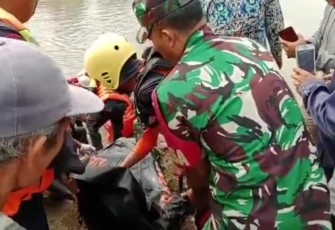Tim SAR Gabungan Berhasil Temukan 2 Korban Hanyut di Sungai Batang Ayumi