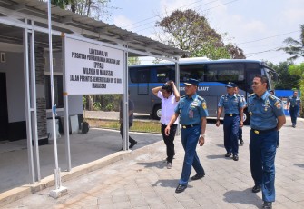 Sarpras Lantamal VI Makassar Ditinjau Tim Safari Logistik Slogal