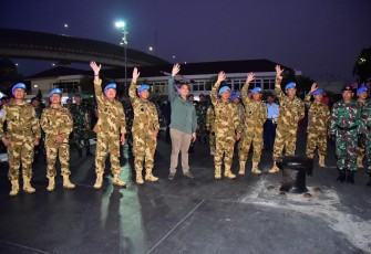 Panglima TNI saat Lepas Satgas MTF KONGA XXVIII-O/UNIFIL 2023