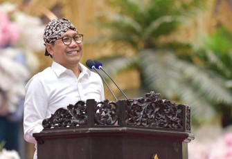Menteri Desa Pembangunan Daerah Tertinggal dan Transmigrasi Abdul Halim Iskandar