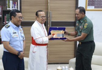 Uskup Agung Mgr Ignatius Suharyo Hardjoatmojo 