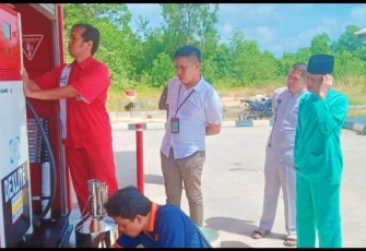 DKUPP Bintan bersama Satgas Migas saat Tera Ulang Sejumlah SPBU dan Pertashop 