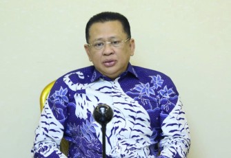 Bamsoet saat membuka Seminar dan Uji Kompetensi IMI II-2023 bagi Pelaksana dan Penyelenggara Olahraga Kendaraan Bermotor, secara virtual di Jakarta, Rabu (29/11/23).