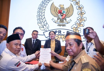 Ketua DPR RI Terima Perwakilan Massa Demo