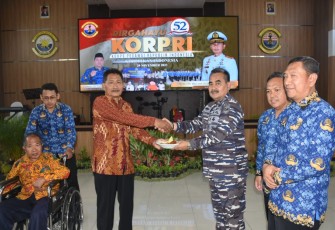 ASN Lantamal V Syukuran Peringati HUT Korpri ke-52 