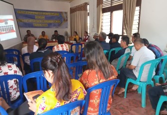 Babinsa Koramil Tewah saat Hadiri Rakor Pembentukan Kampung Pancasila, FKPM dan Revitalisasi Siskampling 