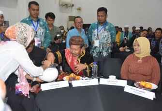 Bupati Agam mengusung Strategi Kebudayaan dinilai PWI Pusat.