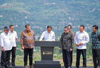 Presiden Joko Widodo saat meresmikan Kawasan Ekonomi Khusus MNC Lido City, di Kabupaten Bogor, Jumat (31/3/23). 