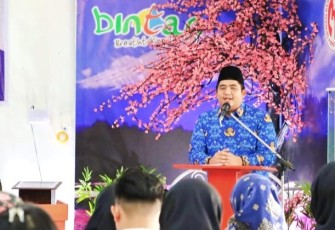 Bupati Bintan Roby Kurniawan SPWK saat memberikan sambutan