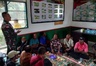 Satgas Yonif 310/KK Undang Warga Perbatasan