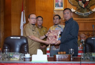 Bupati Sampaikan Ranperda Tentang Pertanggungjawaban Pelaksanaan APBD Kabaupaten Asahan Tahun Anggaran 2022