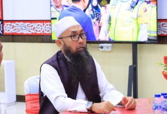 Zulfan Nababan (Pengasuh Ponpes Putri Tahfidzul Qur'an Ummahatul Mukminin Batangkuis Deli Serdang SUMUT)