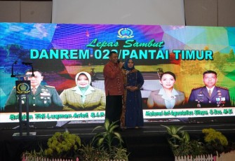 Bupati Asahan Ikuti Lepas Sambut Danrem 022/PT