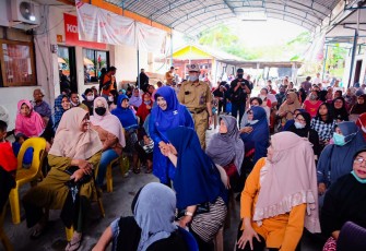 Wali Kota Tanjungpinang, Rahma saat temui warga