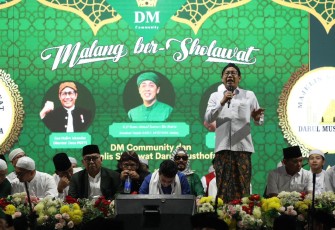 Menteri Desa Pembangunan Daerah Tertinggal dan Transmigrasi Abdul Halim Iskandar