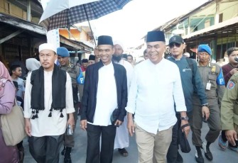 Bupati Natuna Datang Bersama Ustad Kondang Abdul Somat Dalam Rangka Tablig Akbar di Kecamatan Midai 