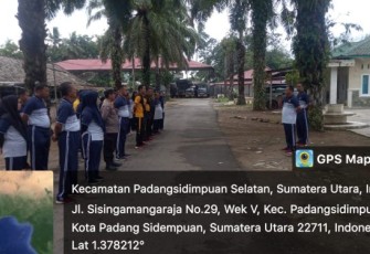 Kasat Intelkam, AKP Hasudungan Butarbutar, memimpin Apel pagi, Jumat (10/3/2023).