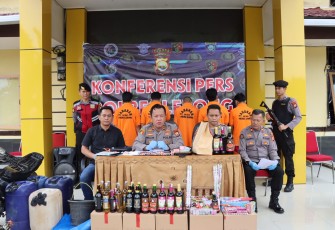 hukum