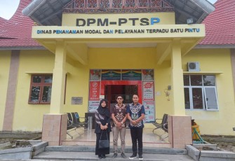  Suasana di Dinas Penanaman Modal dan Pelayanan Terpadu Satu Pintu, Kabupaten Limapuluh Kota, Sumatra Barat.
