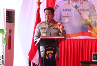 Kapolda Kalteng Irjen Pol Drs Djoko Poerwanto