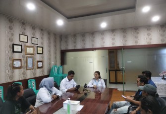  konferensi pers PT. Pelindo 4 Bitung bersama awak media