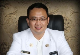 Direktur RSUD RAT, Dr. dr. H.A. Yusmanedi, MMRS, Sp.EM. di Tanjungpinang, Senin (20/11).